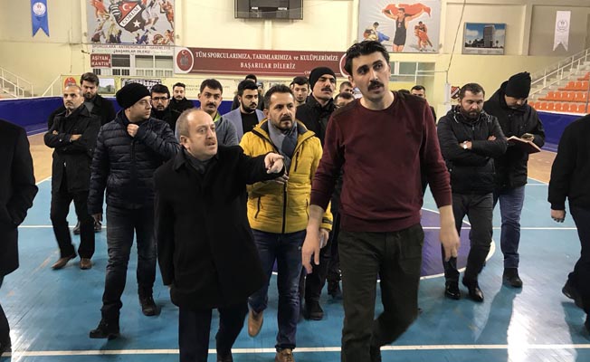 Karadağ, Atatürk Spor Salonu’nda inceleme yaptı - Çorum Haber Gazetesi