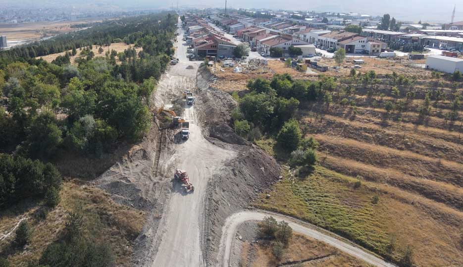 Sanayi Sitesi’ne bir bağlantı yolu daha (1)