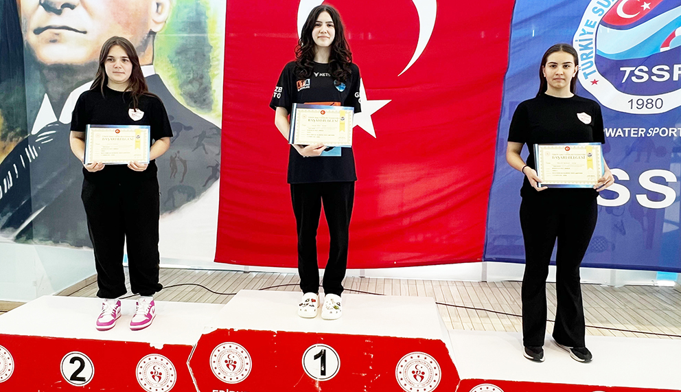 Deni̇z Ece 3