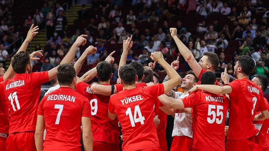 A Milli Erkek Voleybol  Takımı, tarih peşinde…
