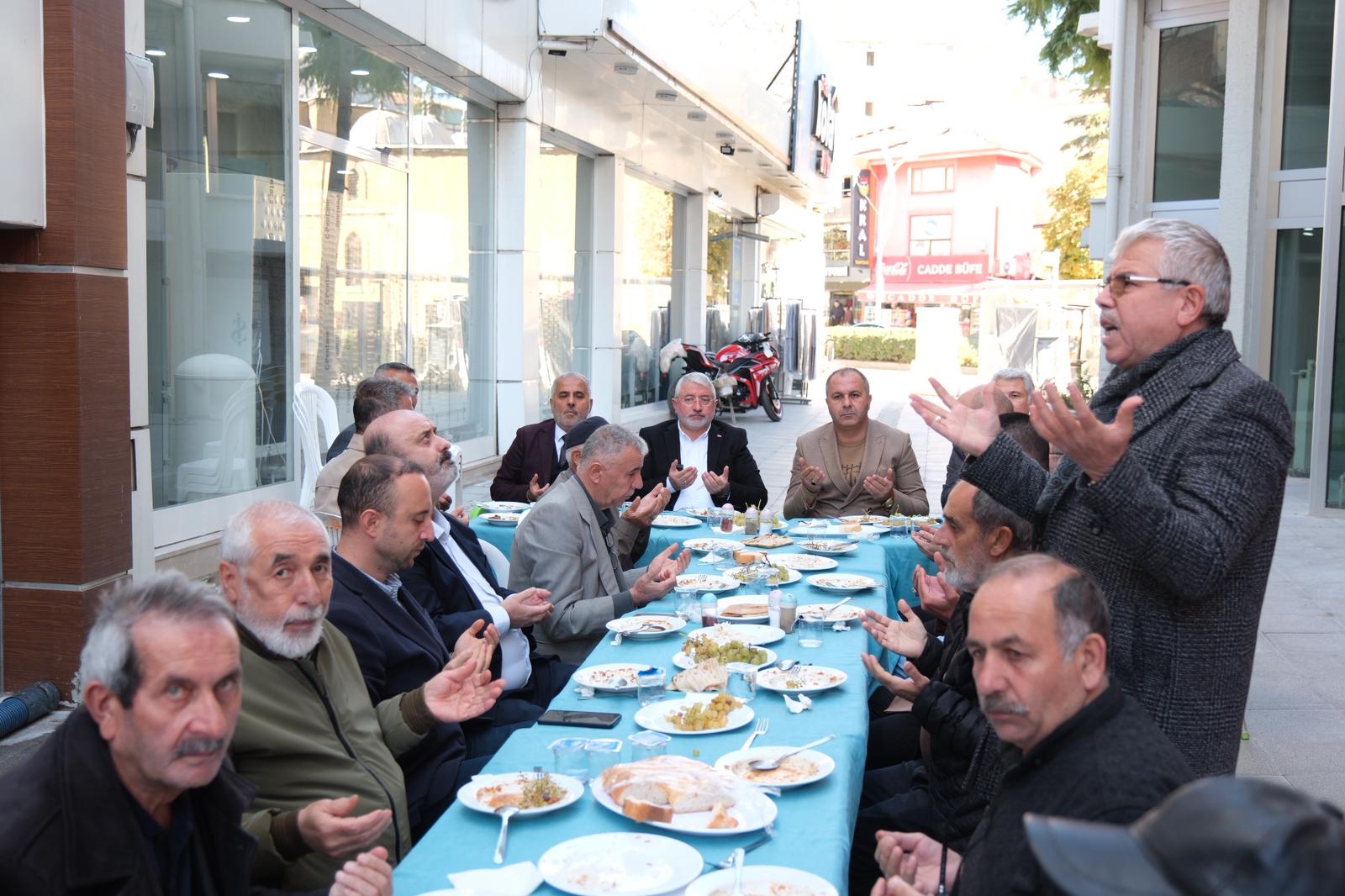 0D4D4742 B09E 446F A570 Cd12F5587D8B