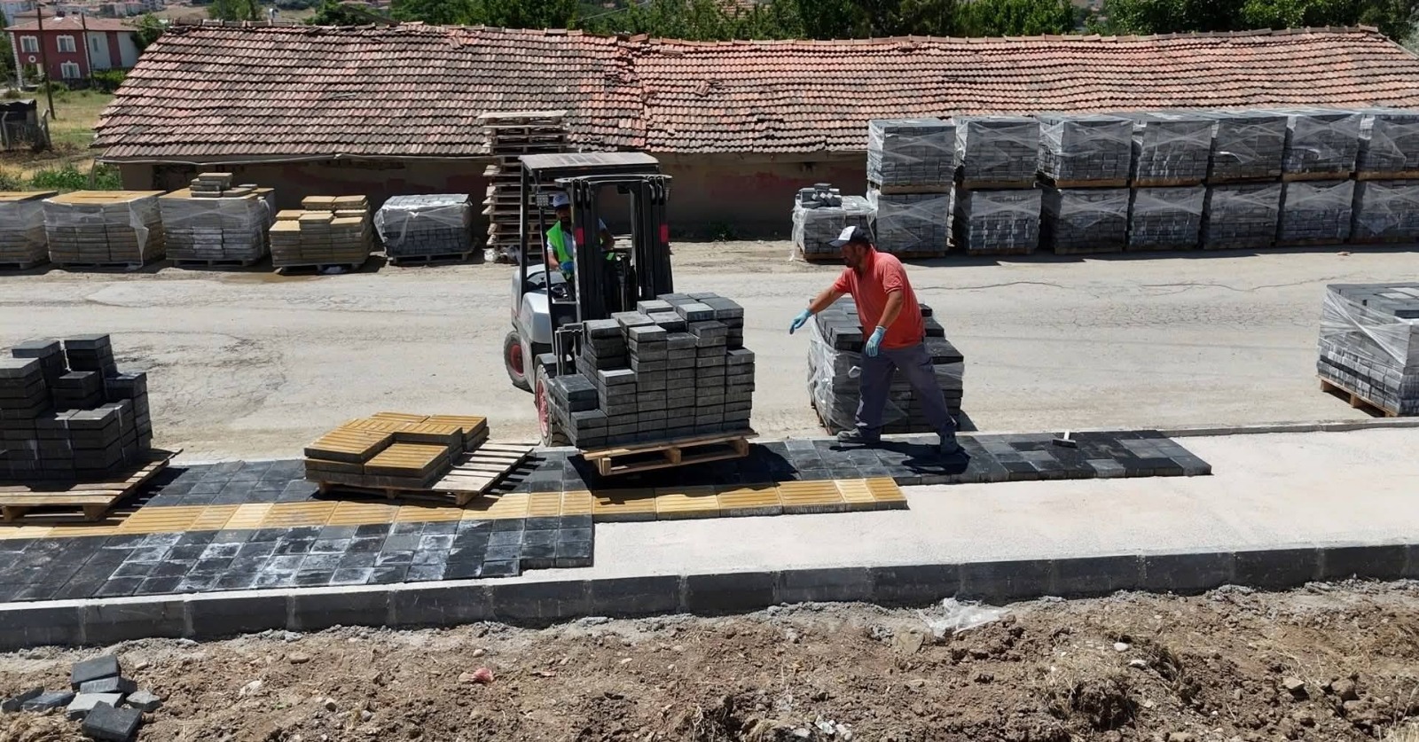 17E3E48E 61E4 4B69 8B8F C8345Ae1D0A1