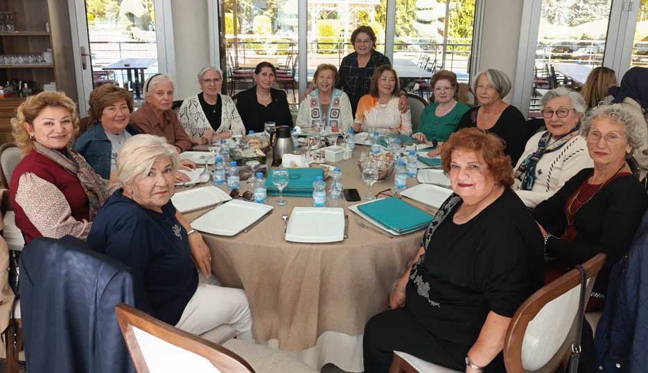 Vali̇ Eşleri̇ 1