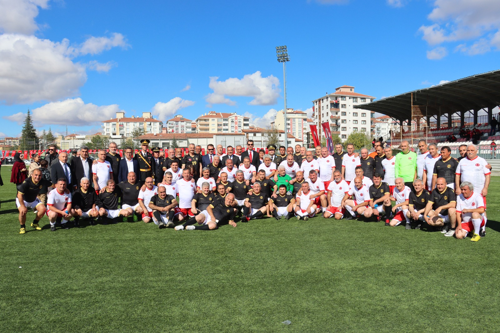 A A 20251029 39557764 39557763 C O R U M S U N G U R L U D A C U M H U R I Y E T B A Y R A M I V E T E R A N L A R G O S T E R I M A C I I L E K U T L A N D I