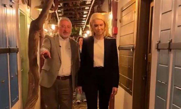 07361863 A1E5 46Aa B17F 222F5B4A6D3B