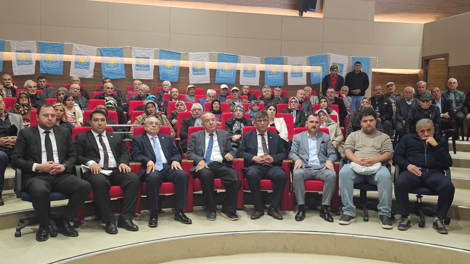 1Dc3D264 Ad24 4B1E B690 C1224A7F22A2