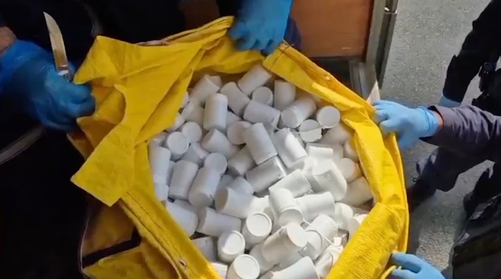 871824F0 326D 49E5 8669 D24459D852E7