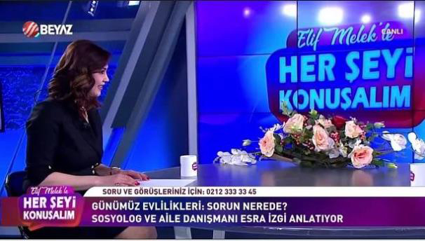 Sosyolog Esra Izgi 3