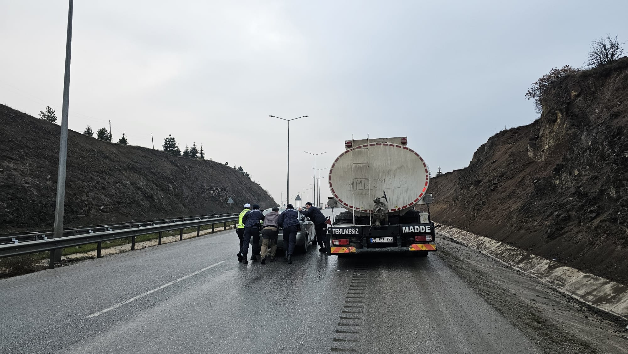 67Da226F 248A 461C B46E 2F7F336A1A3F