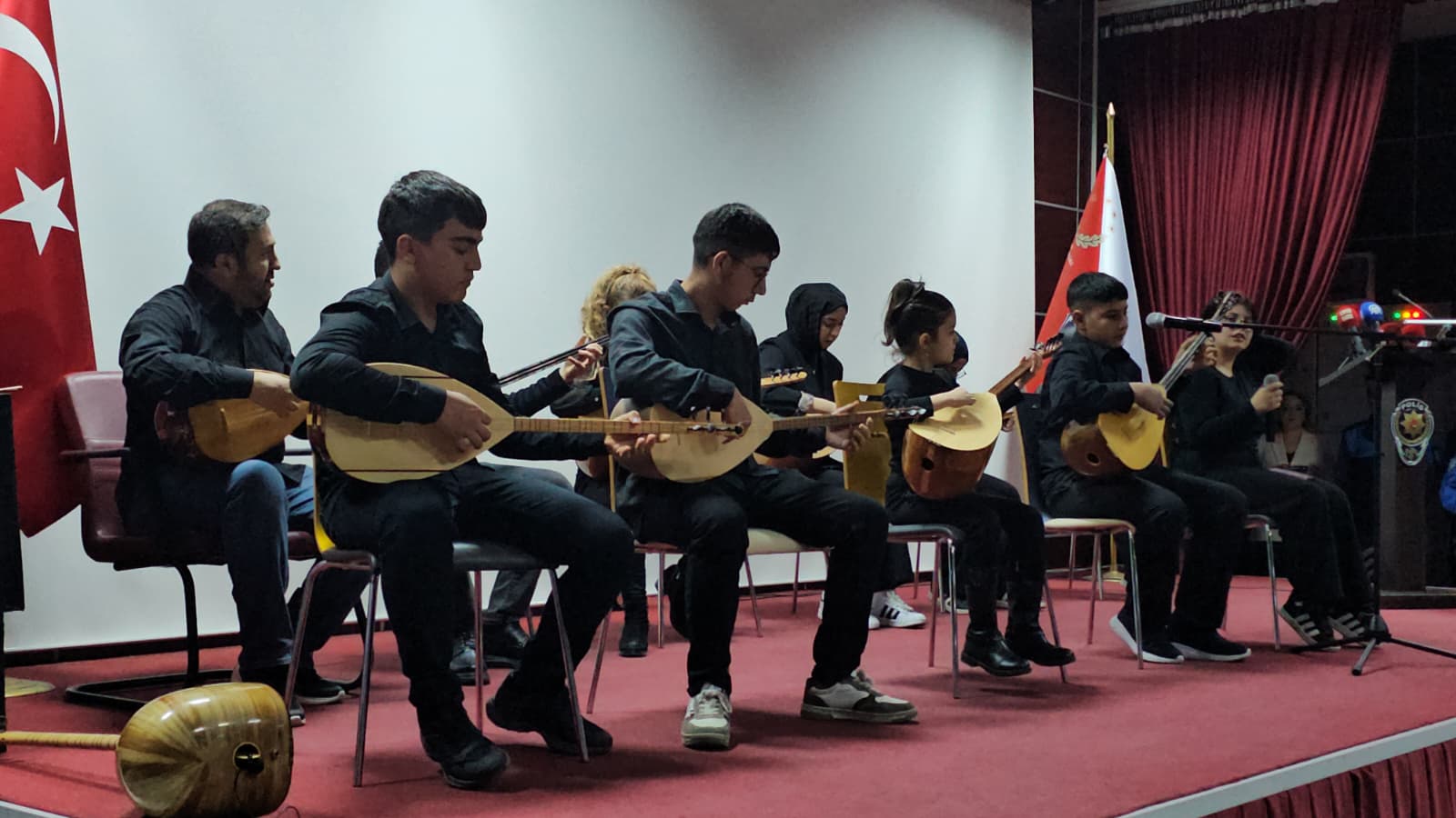 95Cbb15E F9C0 4Ca6 93Fe D0E2E98A95F9