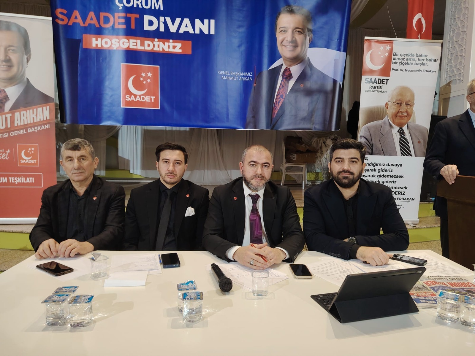 C57327D2 C21C 4A8A Aaee 894175F162Ee