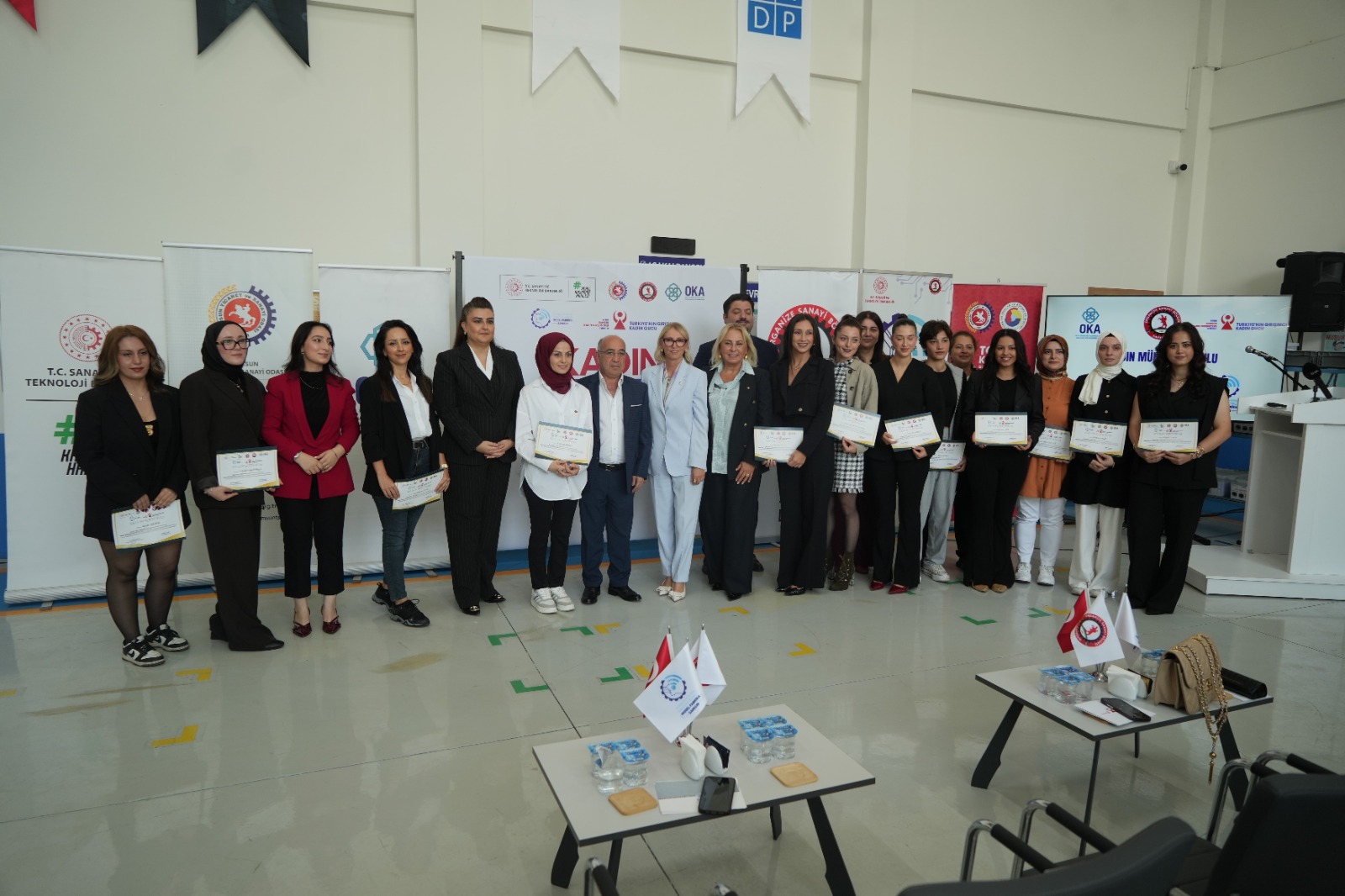 C9446C03 5052 4F85 Bb97 Fc5C20A6F7E7