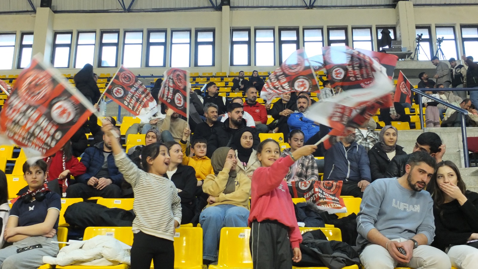 8Dfa2Cdc Caf7 43Bc 8108 C5F566Ba6Ad6