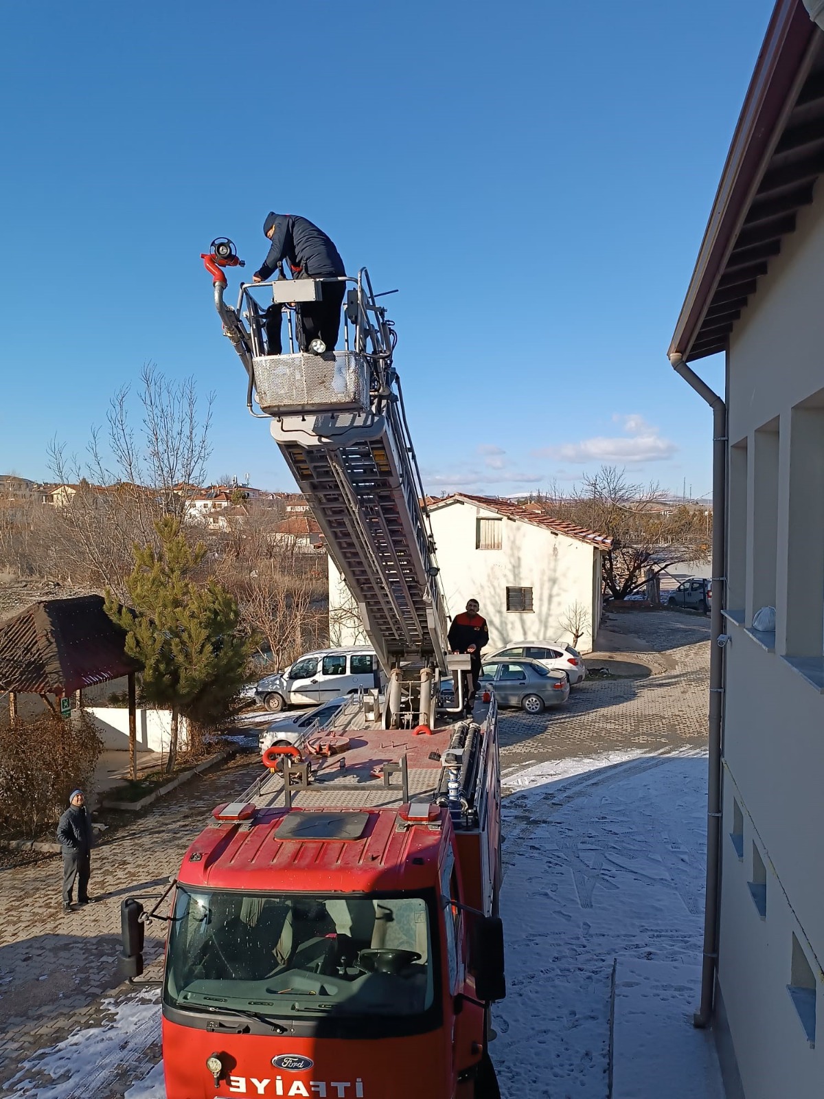 0F155D3E C5B5 42F3 9472 456A050A7085