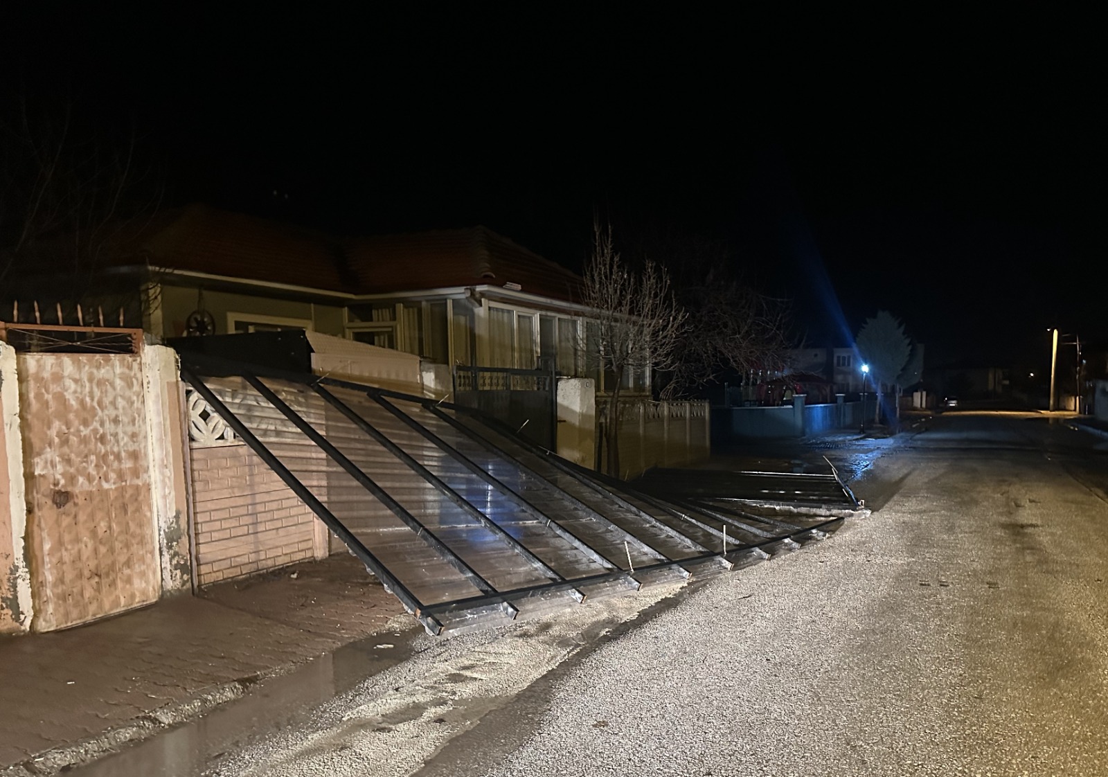 1B855416 58E3 4Dec Aa6A 50C79D8421Be