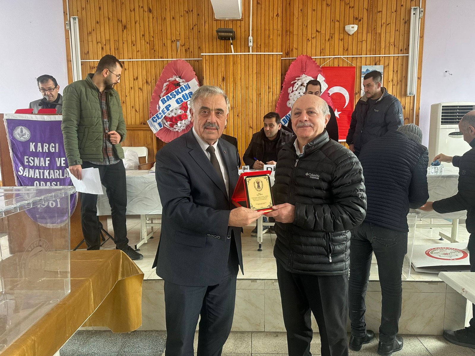 3A7Cae80 92De 4A98 9E1F 54430F95Bacb