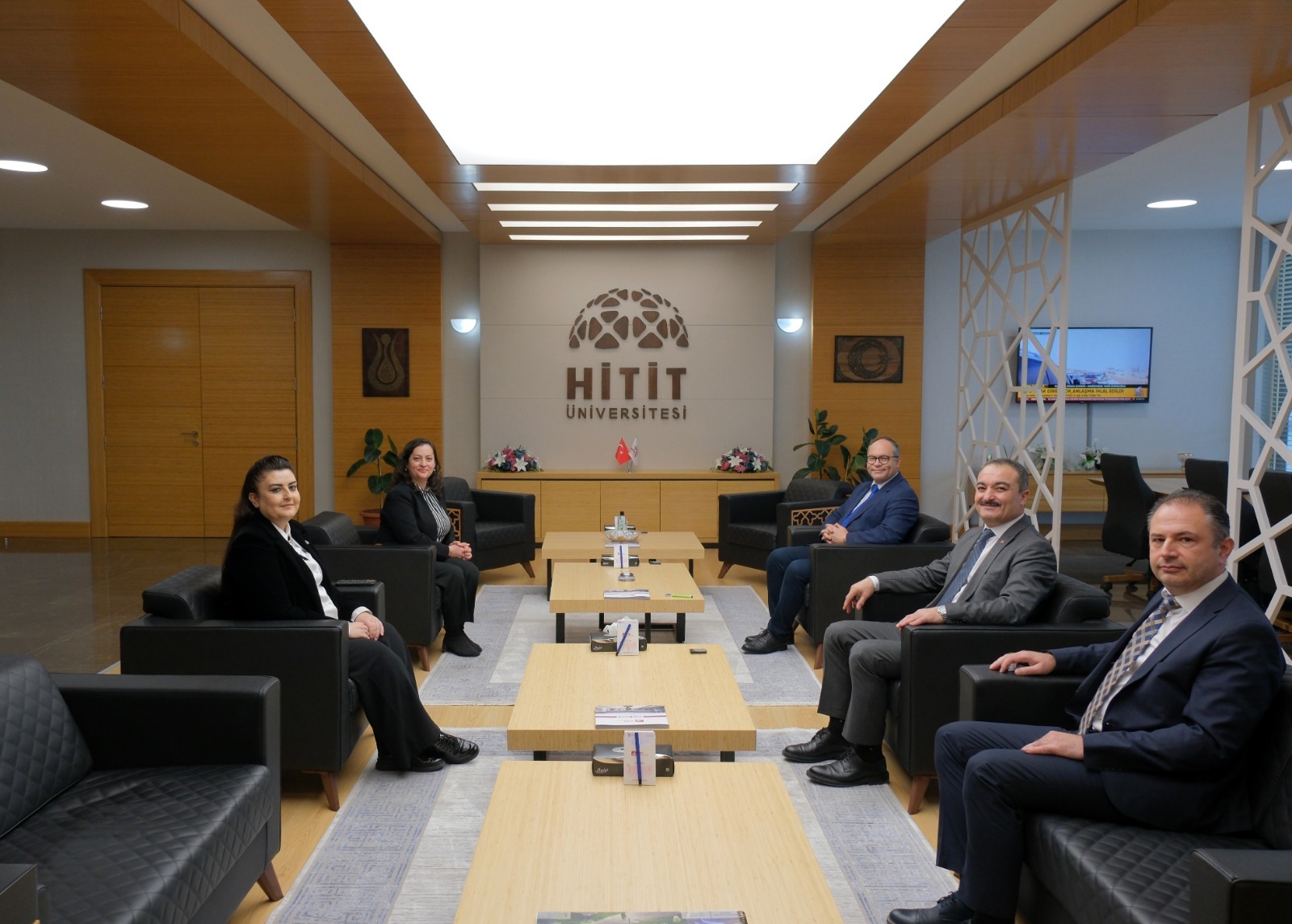 4056A9Ae 864A 4Fcc A8F1 B34C7311133D