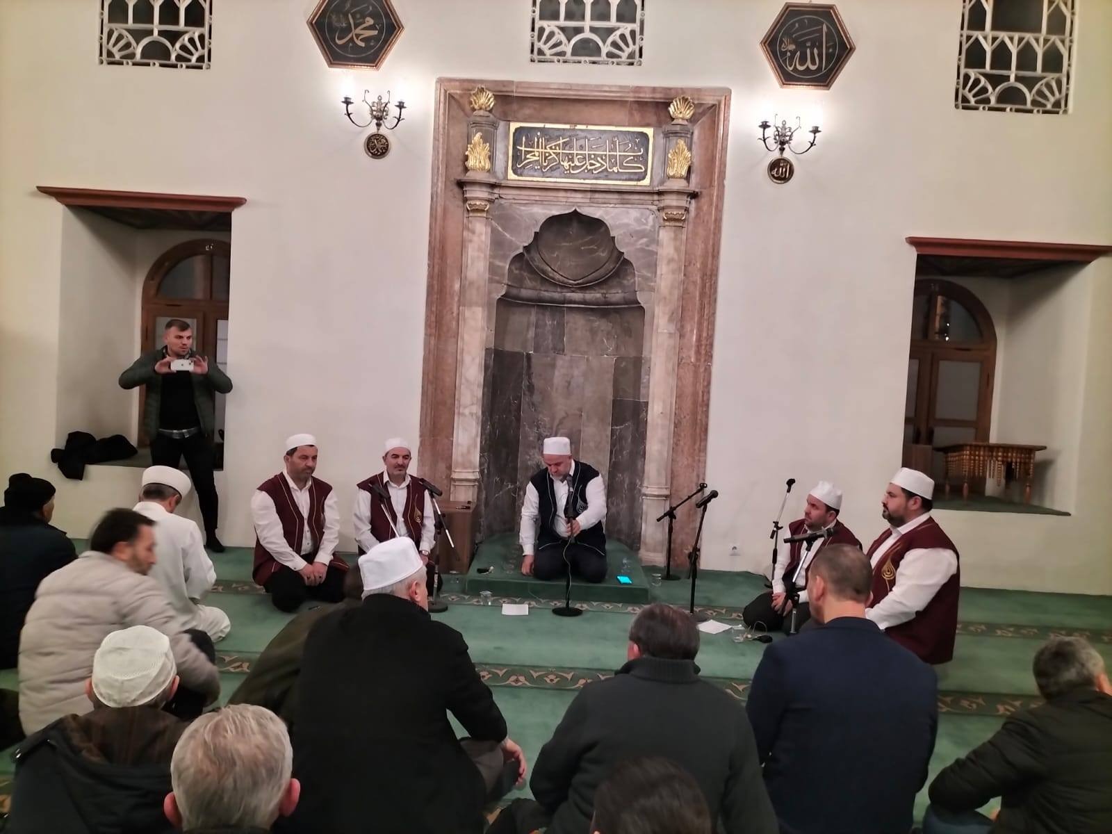 5030Fb26 D4E5 44F9 964F E4Efd259138B