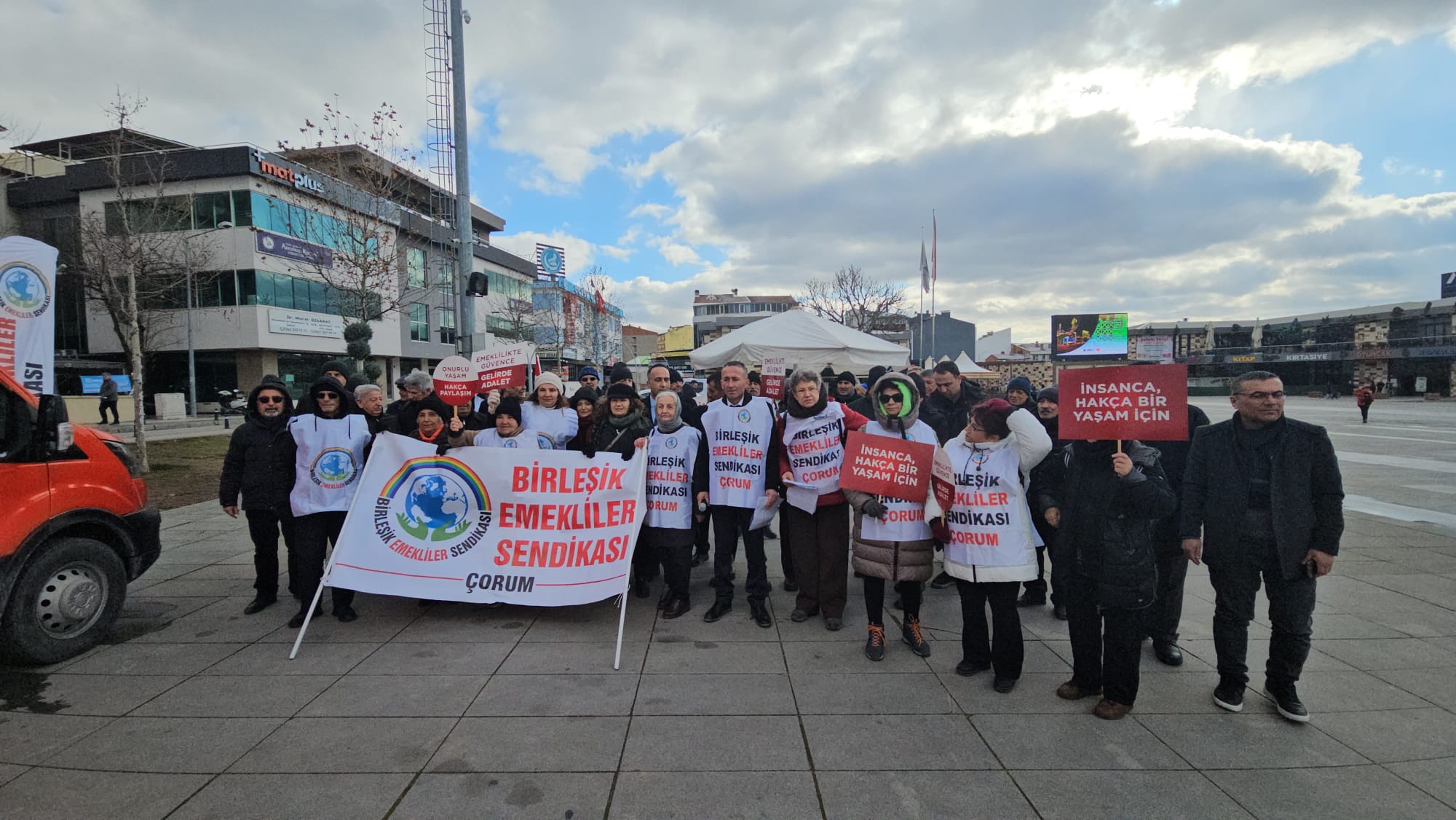 65Ebb038 882E 433D Aaab 73Fb83Ddaa4D