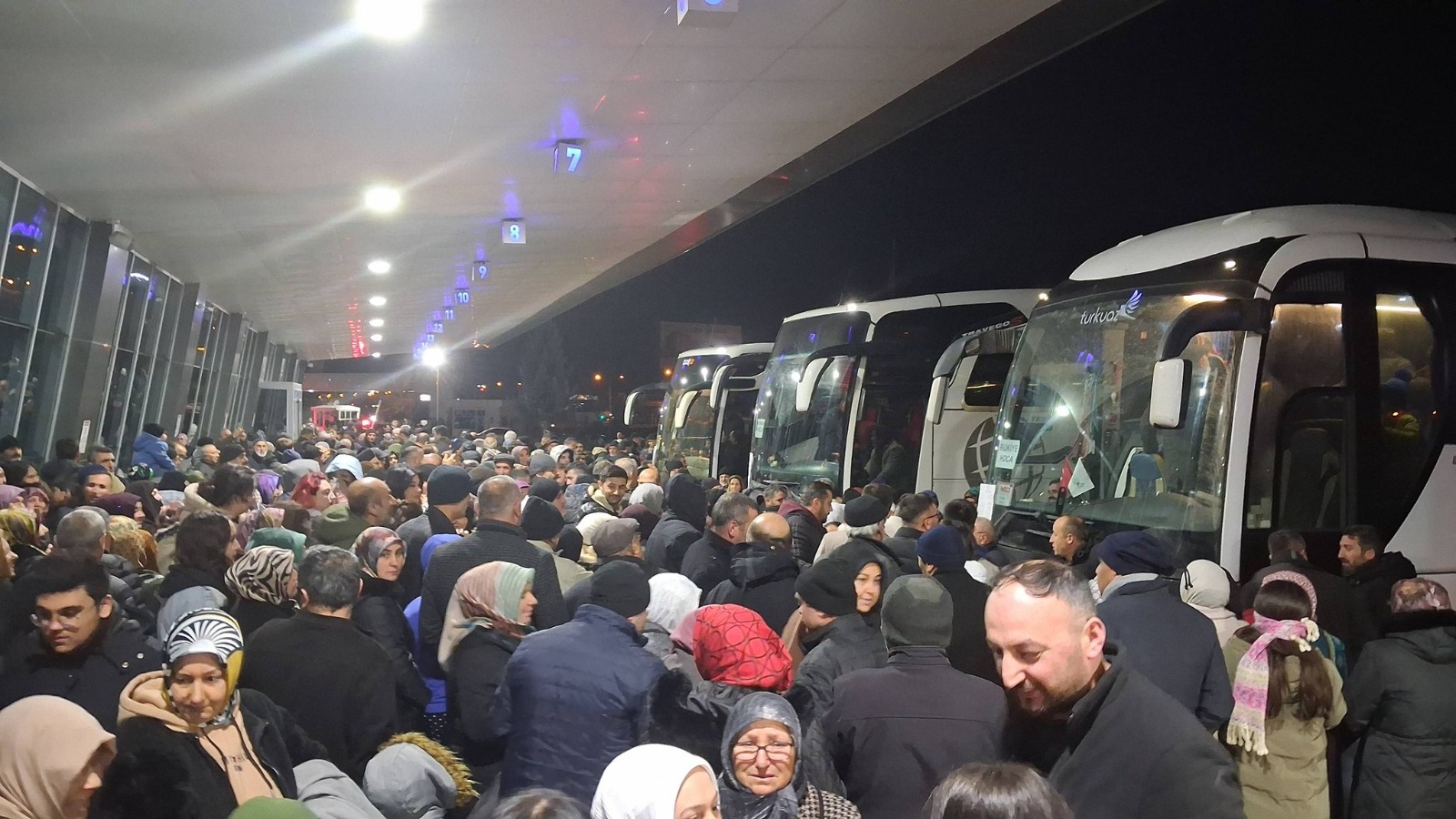 73E7536D C702 4202 Befa C5C132511Bad