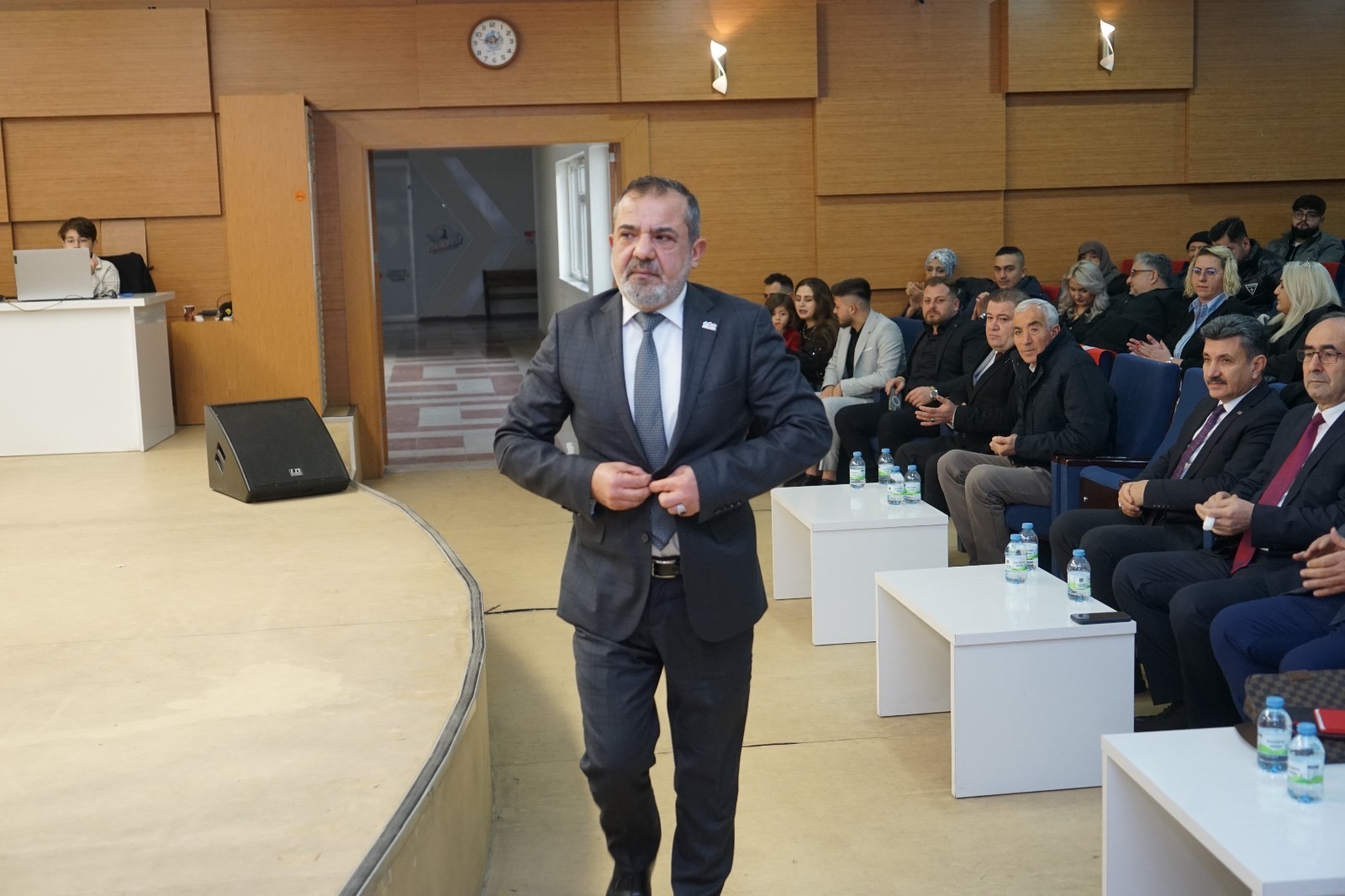 80Ca5836 54A0 4Ea6 9334 Ee69B04C2A6D