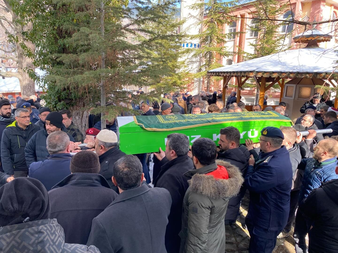 Ba396151 01A0 44Eb B37C 75C10389Ac8C