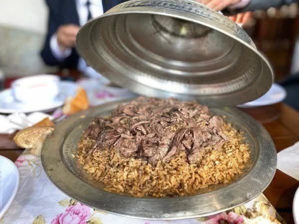 F0405061 A9A9 4D82 83Ca 120090Adc63B