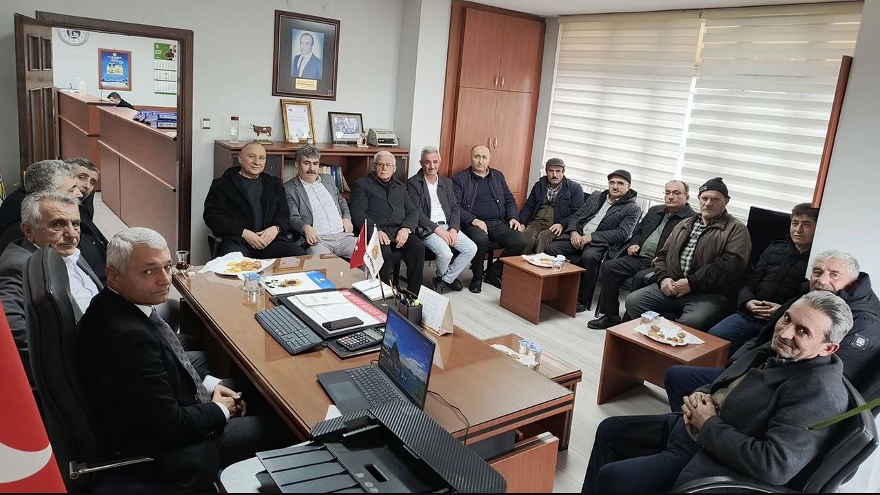 16790Edd 7D45 4E4D 8C18 Eb73C1Bc37Ef