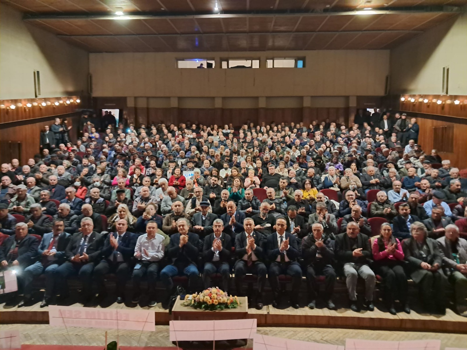 33D707Da 05A9 4Ad2 8183 2463Fd398881