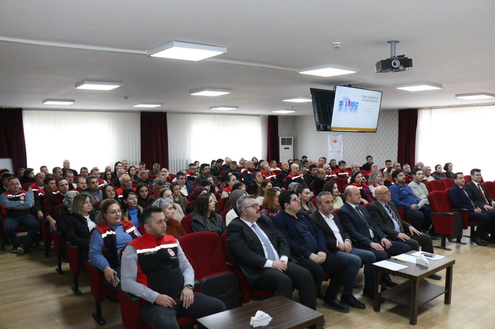 44E702Ae 2529 4C98 Bf66 Ffcddf1528Db