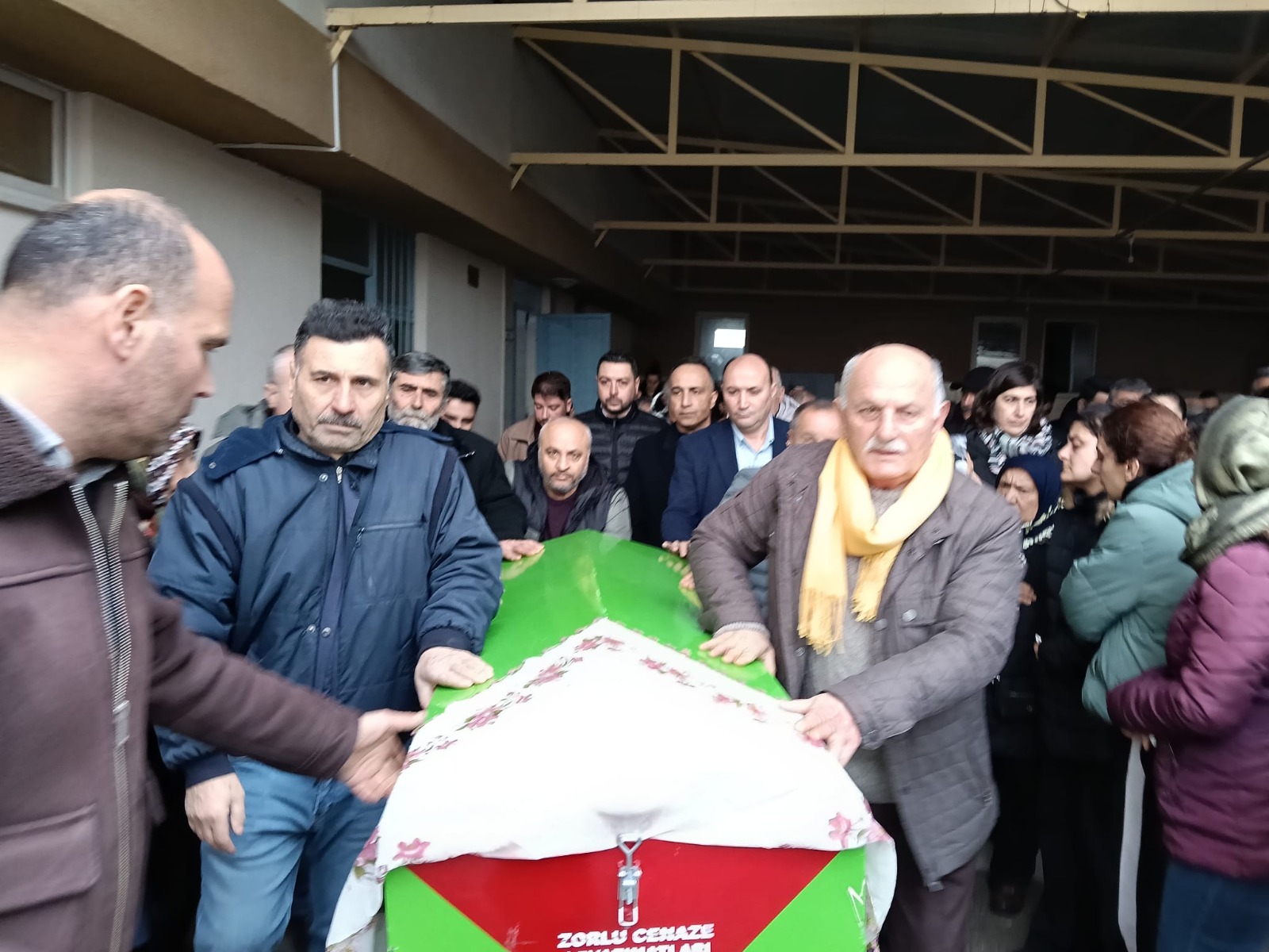 82A196C4 F8D9 401A 823C 719351398Ec2