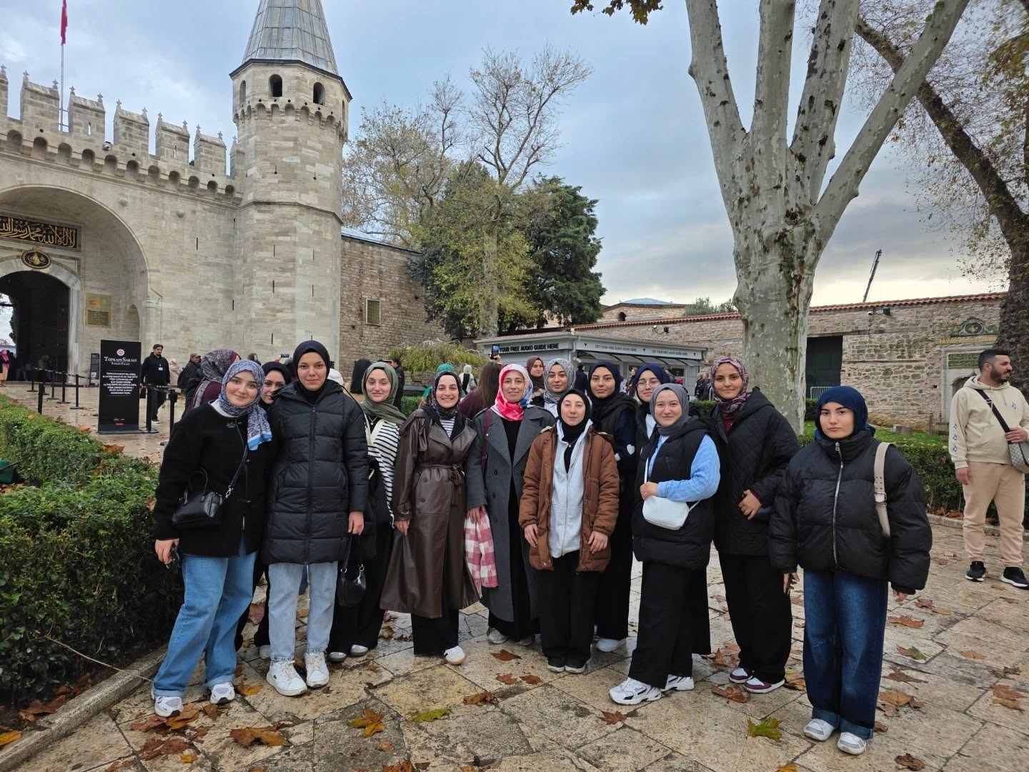 9C3D2C7D 7Dff 4B7A B350 4395948A2B7A