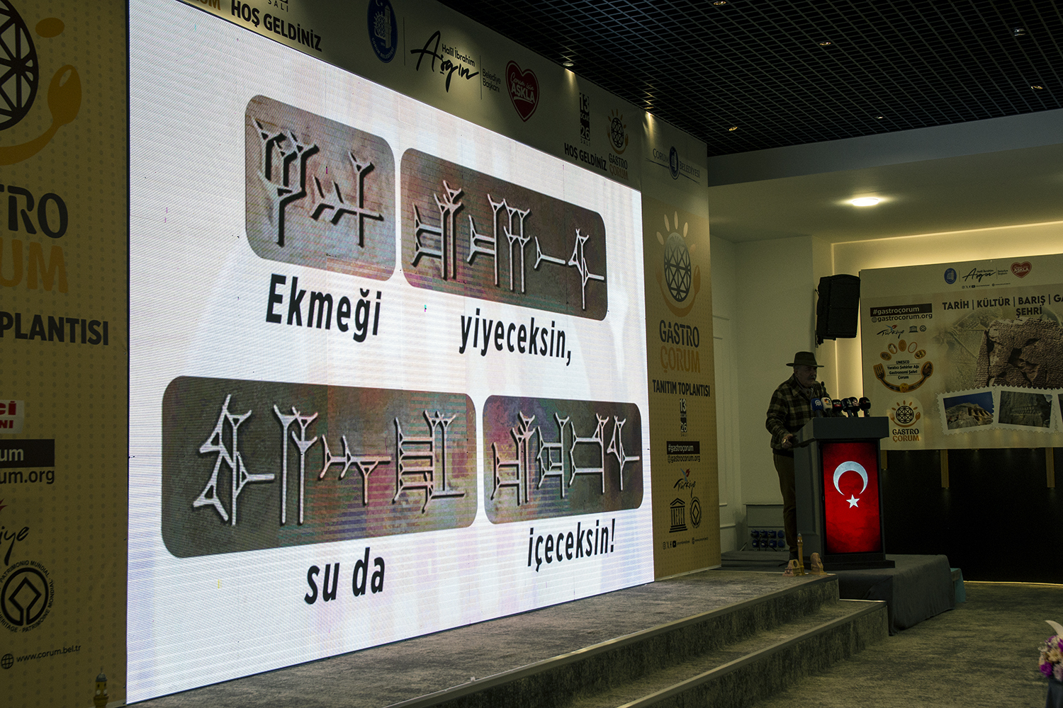 Arap ‚Ataroûlu Gšrsel