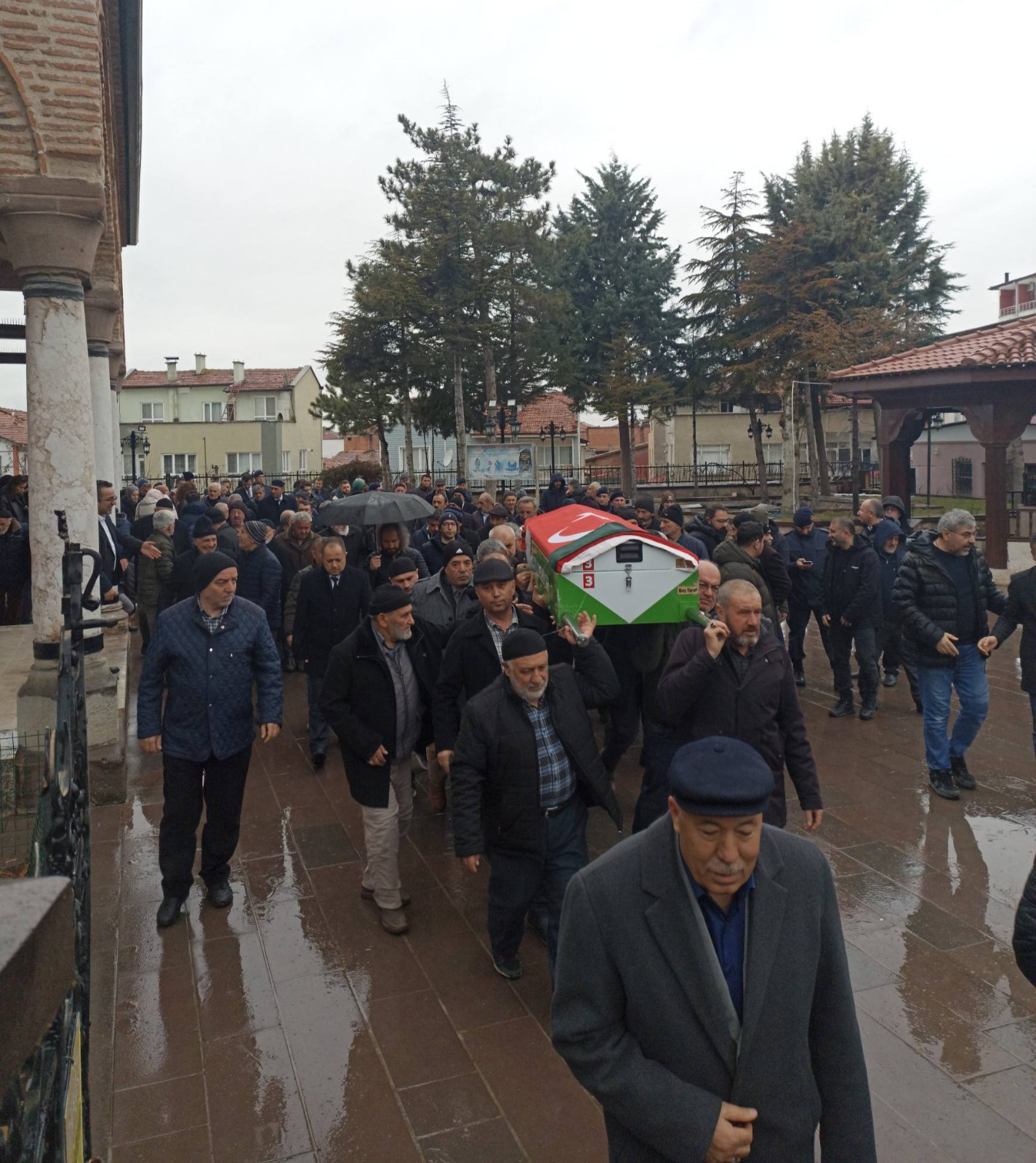 B277F7Dd 9336 44Eb 858C 4E0064F2B985