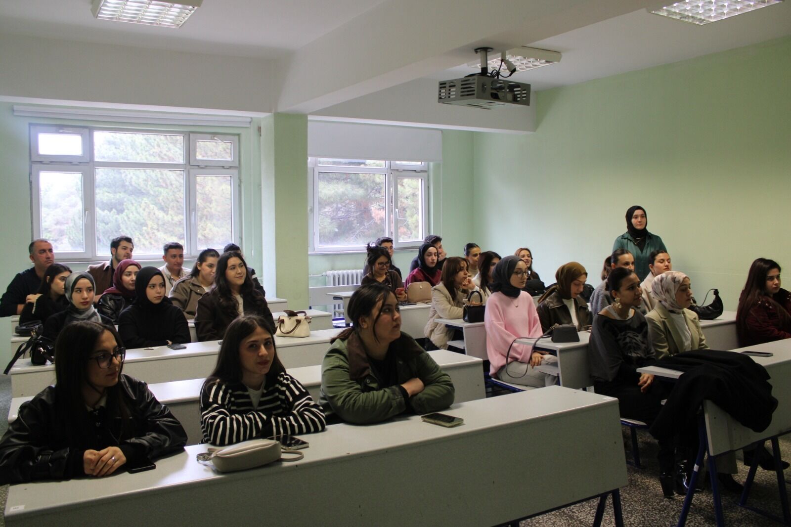 E608E7C6 D2E7 46Bd A3Dd Ef6B91152Ac6