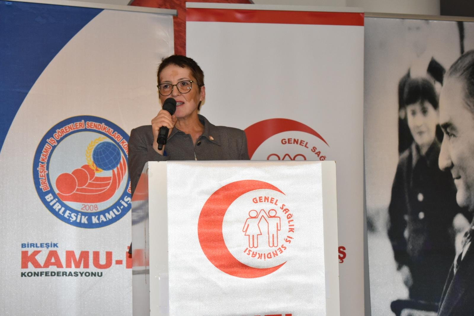 4B35F18C 8Ba1 4562 93De 0C0Eaed6F944