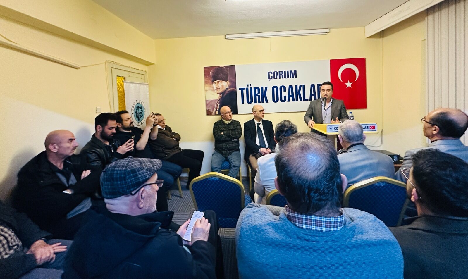 77F8373E 243E 4Cbf Aeb2 0516Aa6A676F