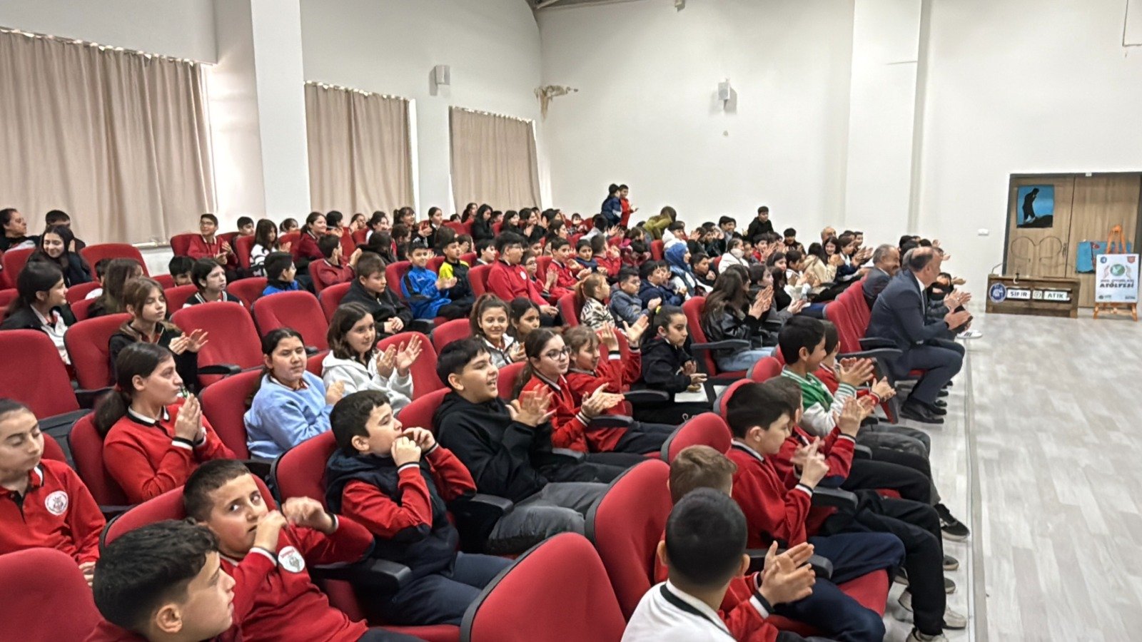 E851A913 0729 42Fa 9819 B9E771B34702