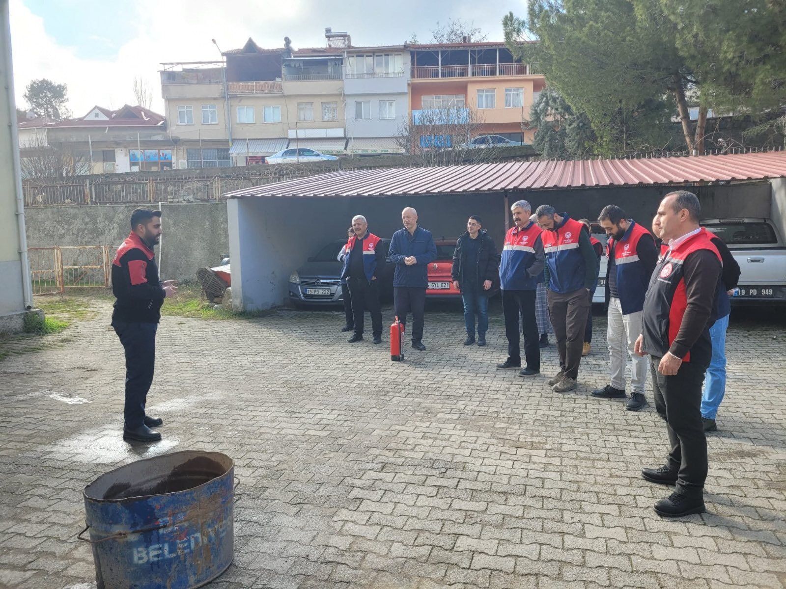 Ec51F4C3 4D72 4D52 845E Ead1592B7850