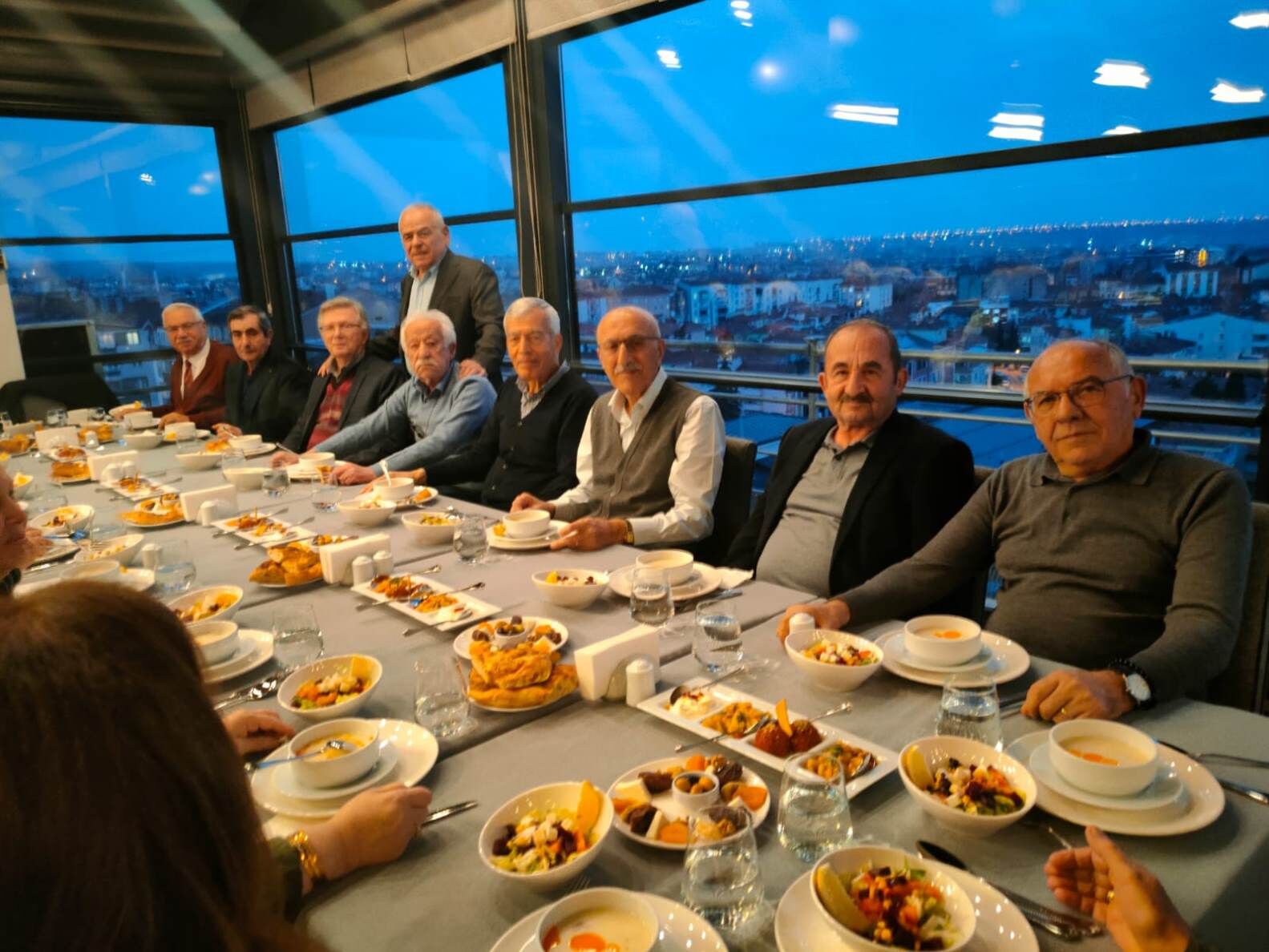 Li̇se Arkadaşlari 4