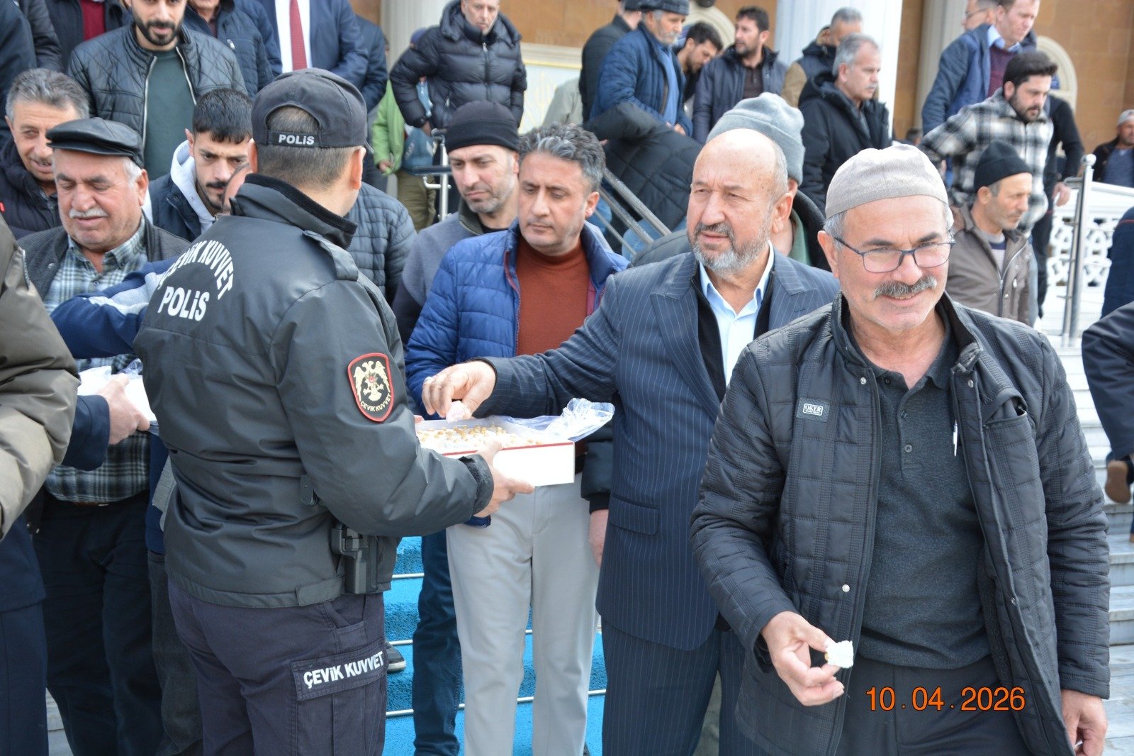 37398199 Df52 4C6F A34D 687D1405B0B0