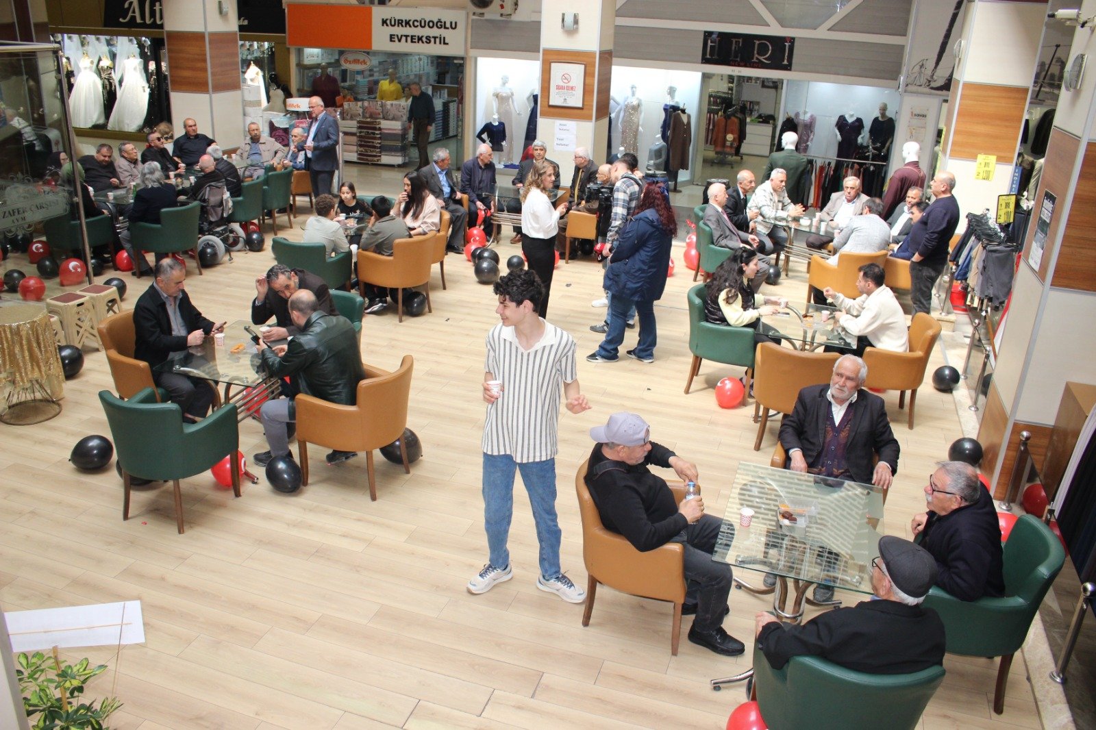 6D9Ce776 5C6A 4604 83Be D127F6D52Cc4