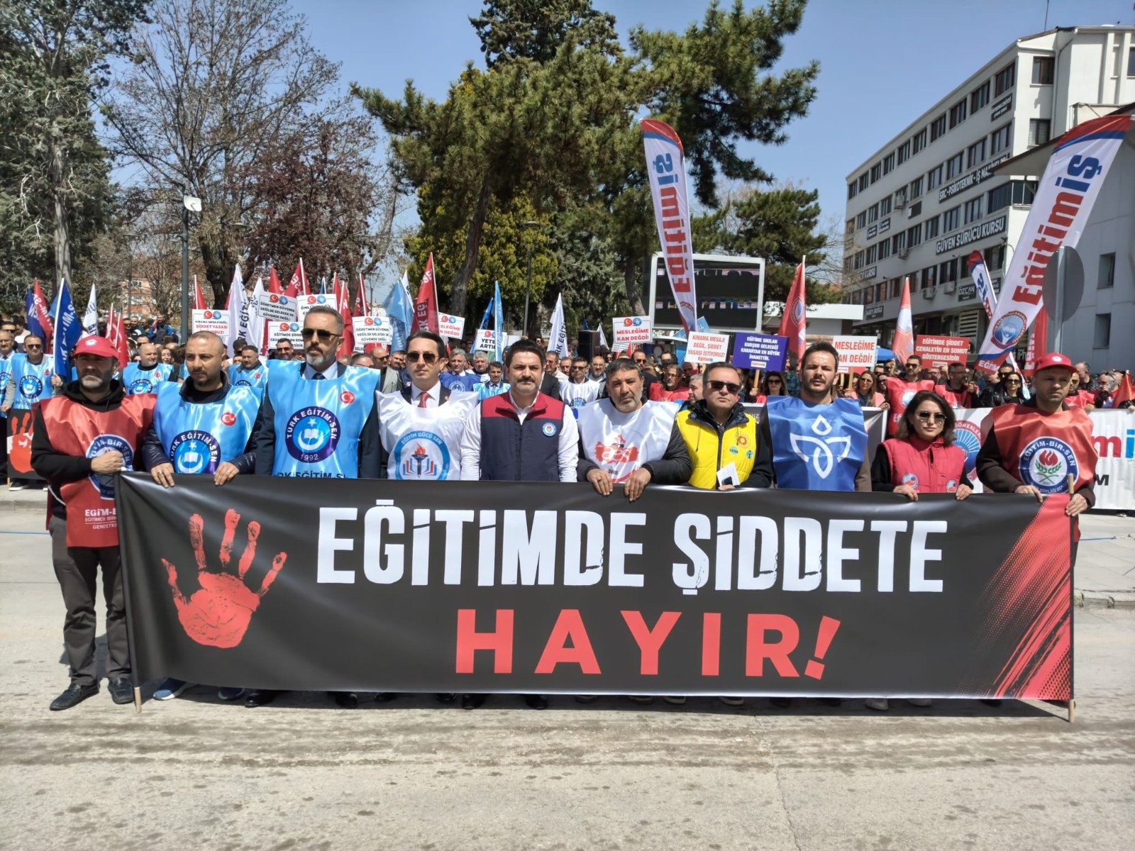 7114Cdbb 5127 44Cb 8C63 Ccea1Cf762A5