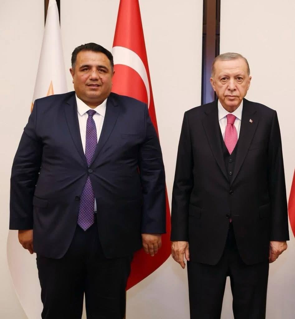 B0Ab9Dca A919 4B98 B70A 299F3Eb3295C