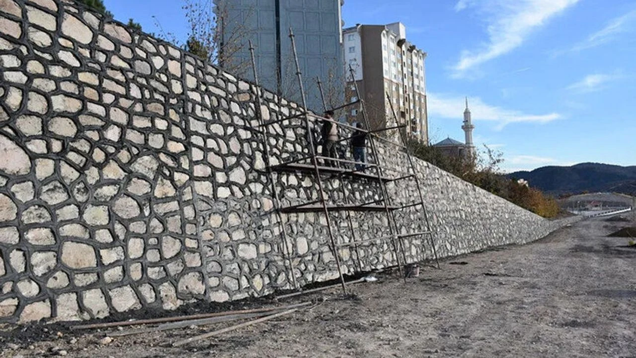 İstinat duvarı işleri yaptırılacaktır