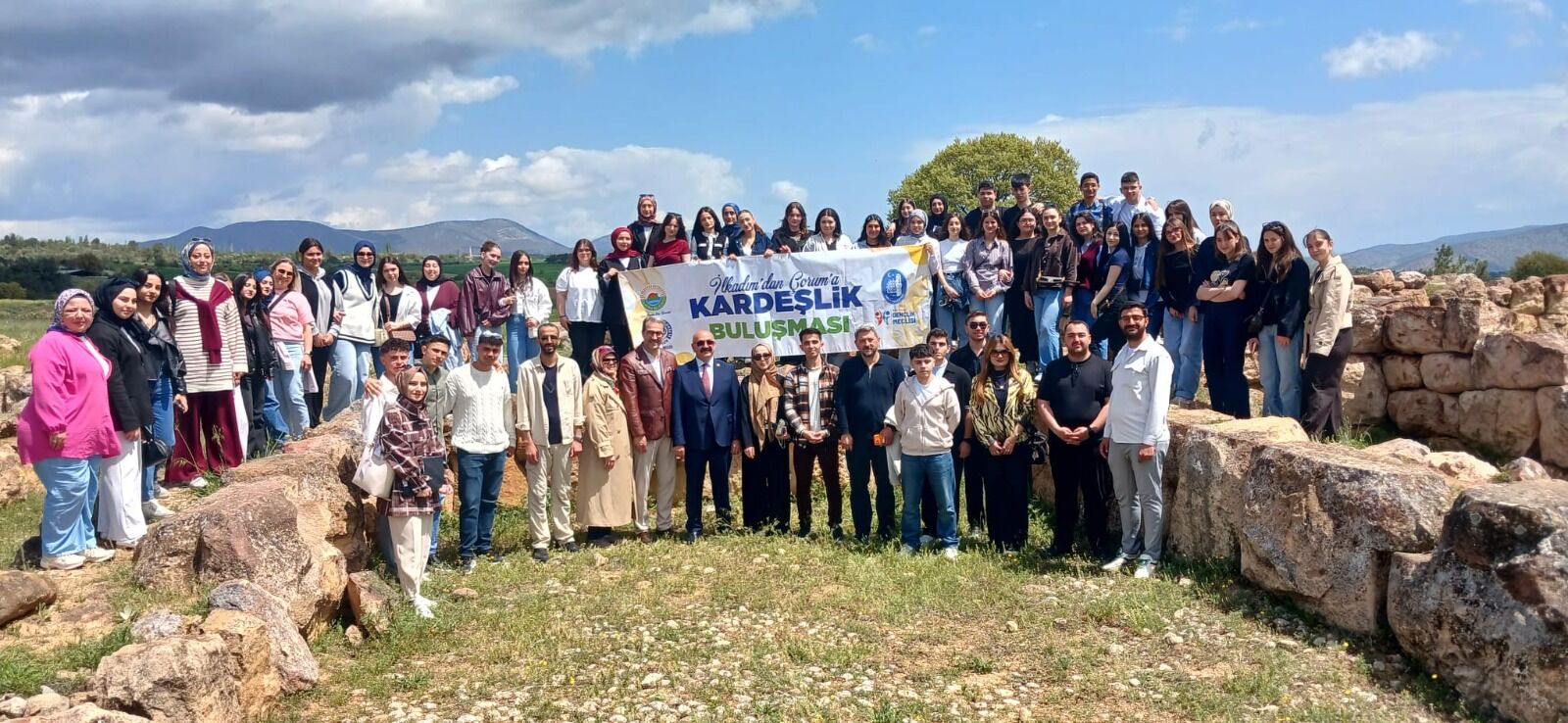 Samsunlu gençlerden Ortaköy’e  kültür ve doğa çıkarması