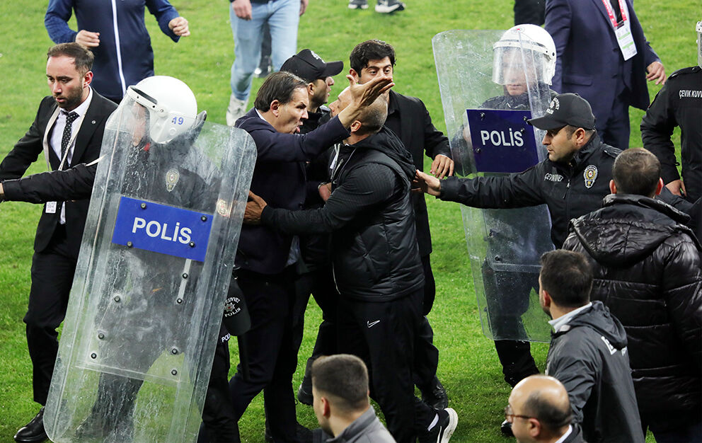 Gergi̇nli̇k 1-1
