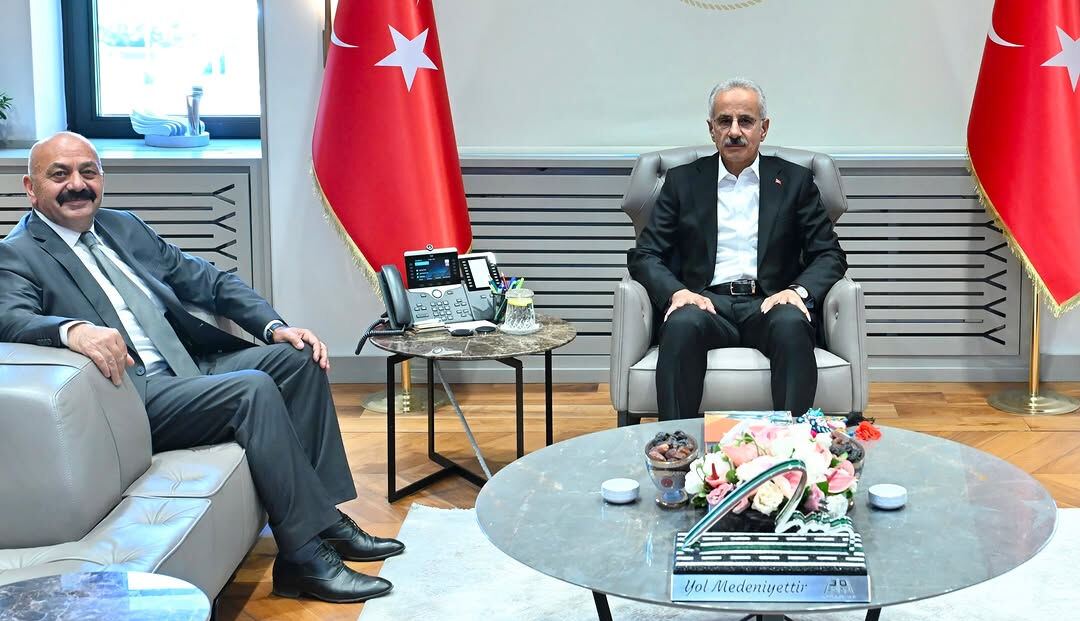 Ortaköy’ün ulaşım sorunları Bakan Uraloğlu’na iletildi