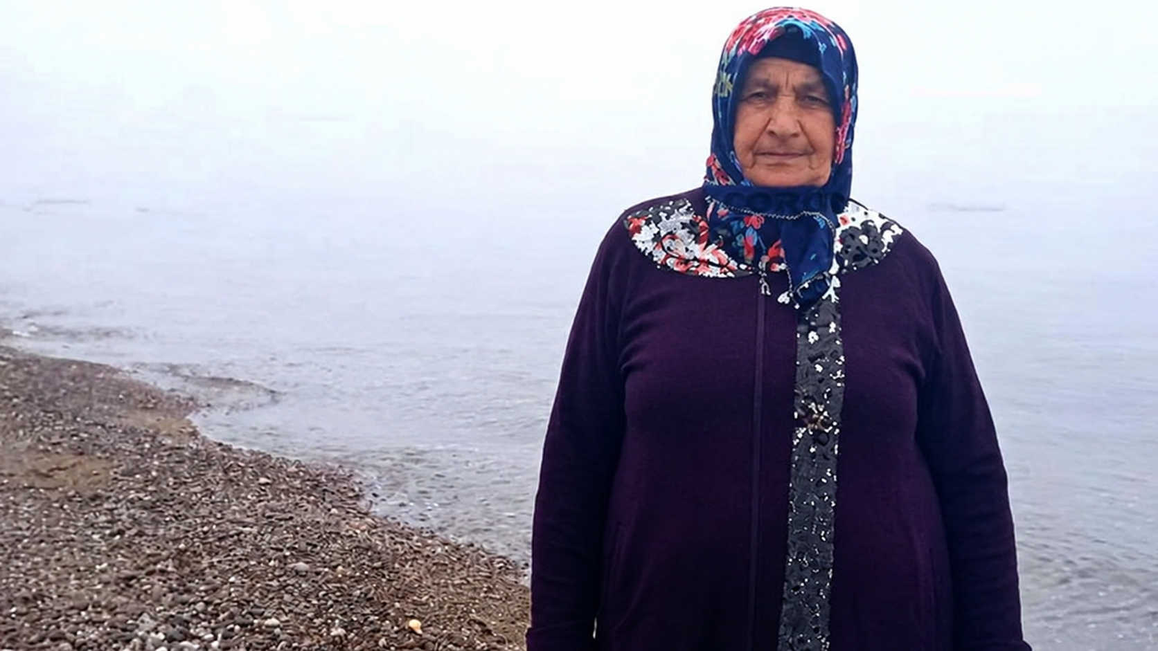 Kamyonun altında kalan kadın hayatını kaybetti