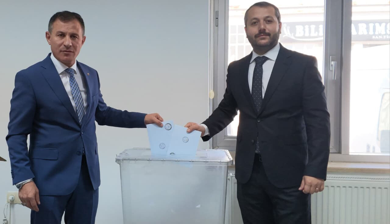 Yılmaz Kaya Yönetim Kurulu,  Volkan Bülbül Meclis Başkanı